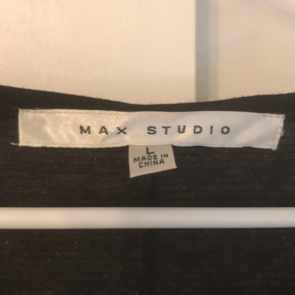 Black and white shirt - Picture 4 of 5